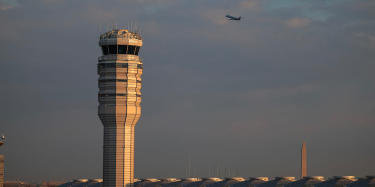 Limited FAA Bonuses Ignite Backlash From Unions and Lawmakers