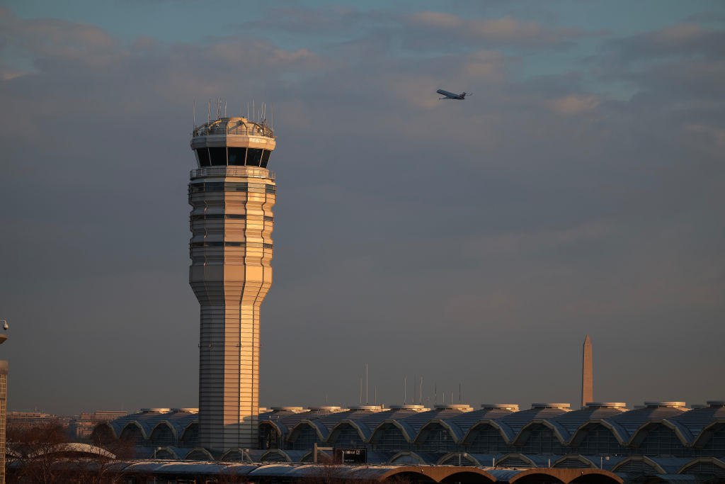 Limited FAA Bonuses Ignite Backlash From Unions and Lawmakers