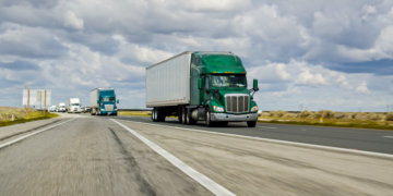 California Revokes 17,000 Trucking Licenses After Federal Crackdown on Immigrant Drivers