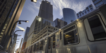 Police Hunt Knife-Wielding Suspect After Random Stabbing on Chicago Train Platform