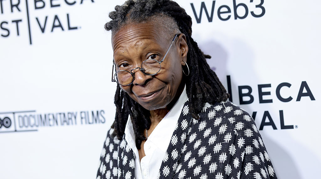 Whoopi Goldberg Claims Dems ‘Threw in the Towel’ by Voting to End Shutdown 