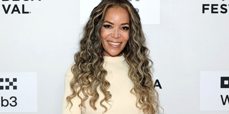 Sunny Hostin Blasts Fetterman Over Shutdown Vote