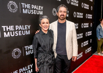 Romano Reveals How a Kiss Won Patricia Heaton Her Role as ‘Everybody Loves Raymond’ Marks 30 Years