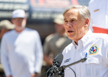 Texas Governor Moves to Label Major Muslim Group a ‘Terrorist Organization’