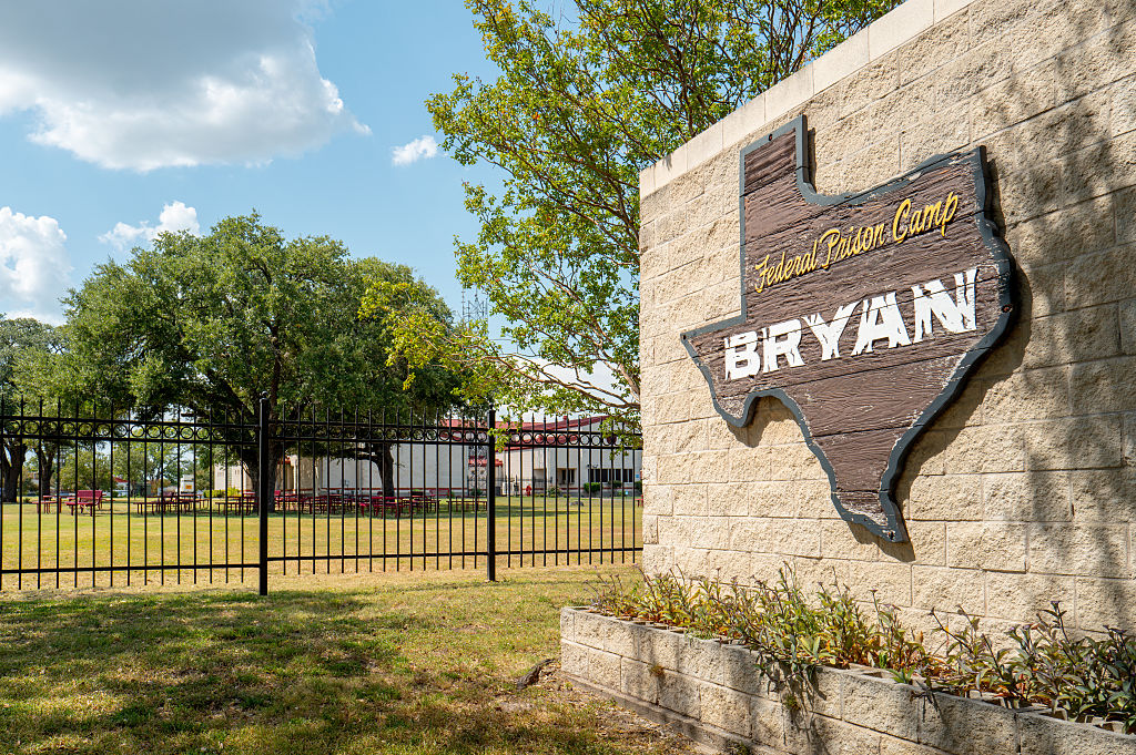 Former TV Anchor Gets 10-Year Sentence for Massive PPP Fraud Scheme