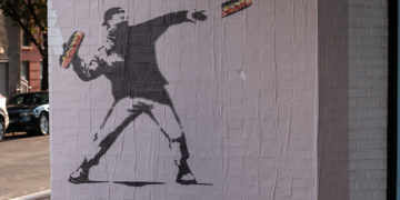 Man on Trial After Throwing Sandwich at Federal Agent in Anti-Trump Protest