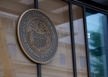 Fed Unveils New Oversight Playbook, Triggering Sharp Clash Among Top Regulators