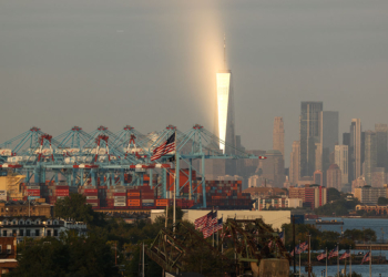 Hundreds of Thousands of New Yorkers Say They’ll Flee if Socialist Zohran Mamdani Wins Mayoral Race