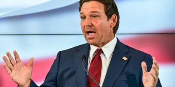 DeSantis Says Florida ‘Doing More’ to Help Families as SNAP Funding Stalls Amid Shutdown