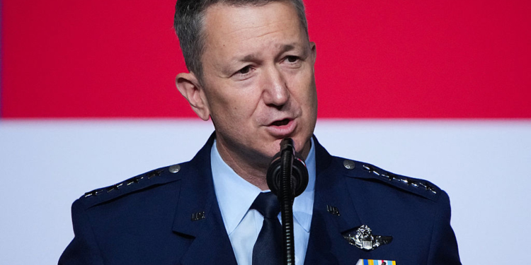 Top US Military Leader Visits Puerto Rico Amid Drug-Boat Strikes and Venezuela Tensions