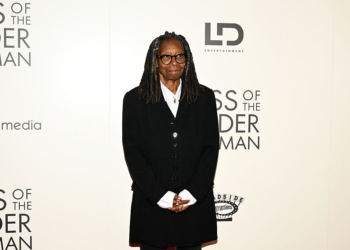 Whoopi Goldberg Tears Up Note on ‘The View,’ Defends Trump Autopen Joke