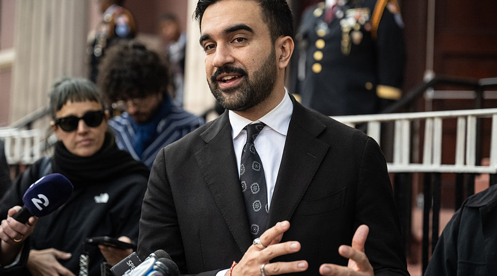 Zohran Mamdani Downplays Obama Snub Ahead of NYC Mayoral Election