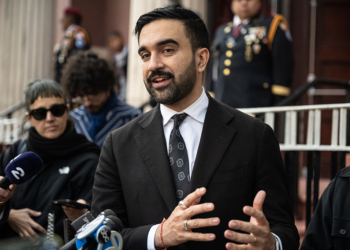 Zohran Mamdani Downplays Obama Snub Ahead of NYC Mayoral Election