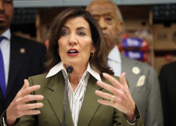 Hochul Raises Concerns Over NYC Mayor-Elect’s Free Bus Plan