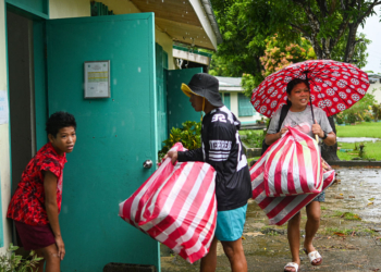 Over 150,000 Evacuated as Typhoon Kalmaegi Bears Down on the Philippines