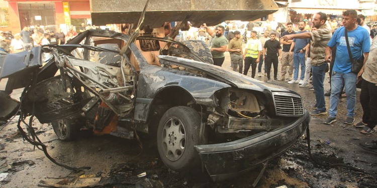 Israel Launches New Wave of Airstrikes in Southern Lebanon After Warning Residents to Evacuate