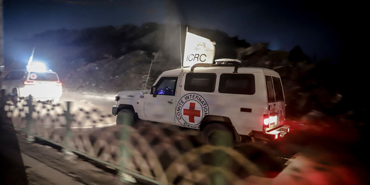 Palestinian Militants Hand Over Human Remains as Ceasefire Continues Amid Tensions