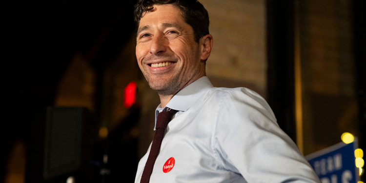 Jacob Frey Wins Third Term as Minneapolis Mayor After Showdown with Socialist Opponent