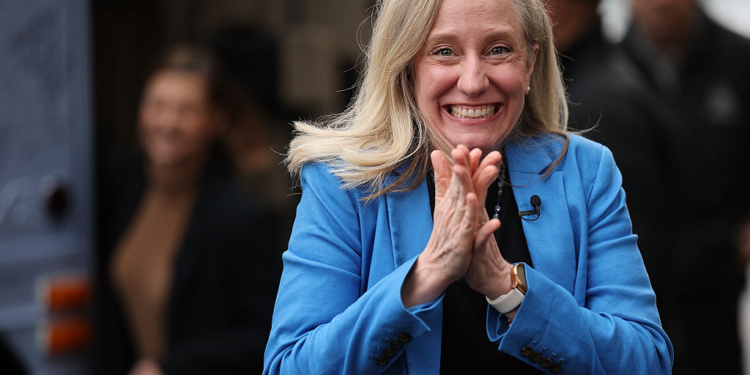 Abigail Spanberger Wins Virginia Governor’s Race, Flipping State Back to Democrats