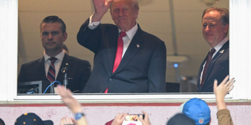 Commander in Chief Booed at Commanders Game