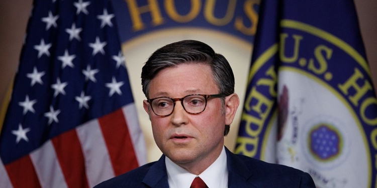 Johnson Lauds Dems Voting to End Shutdown