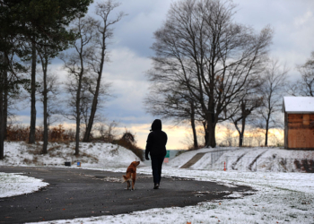 Thanksgiving Travel Threatened as Great Lakes Brace for Major Lake-Effect Blizzard