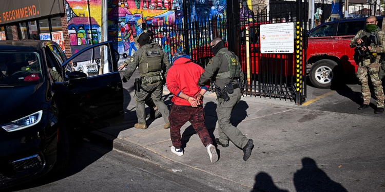 Fear Lingers in Chicago as Immigration Crackdown Enters Unsettled New Phase