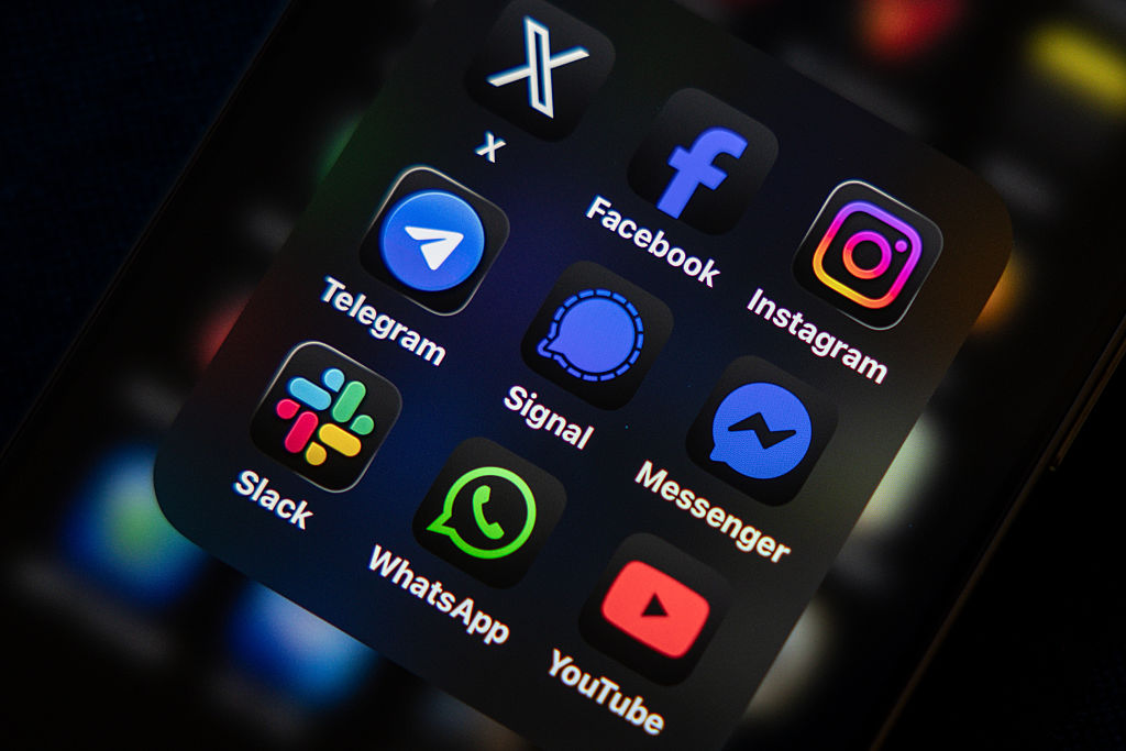 Australia to Enforce Social Media Ban for Children Amid Court Challenge