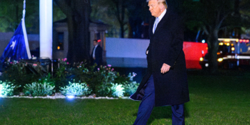 Trump Backs House Vote to Release Epstein Files