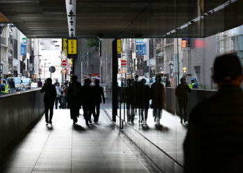 Japan Scrambles Jets as Tensions with China Spike Over Drone, Island Incursions