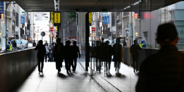 Japan Scrambles Jets as Tensions with China Spike Over Drone, Island Incursions