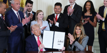 Trump Signs ‘Fostering the Future’ Executive Order