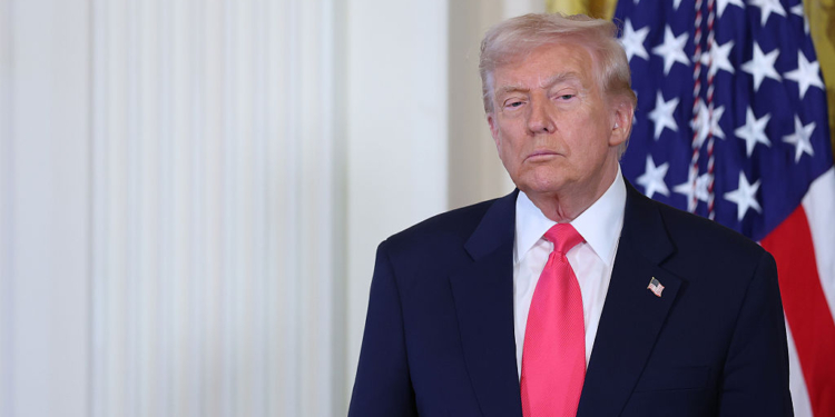 Trump Signs Bill Requiring Release of Epstein Files After GOP Pressure