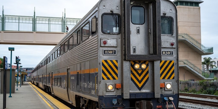 Amtrak Hits New Ridership Record as Holiday Travelers Pack Trains