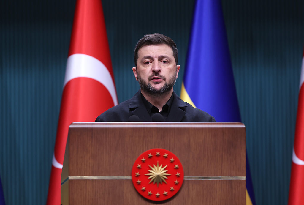 US Peace Plan Sparks Pressure on Zelenskyy, Raises Alarm in Europe