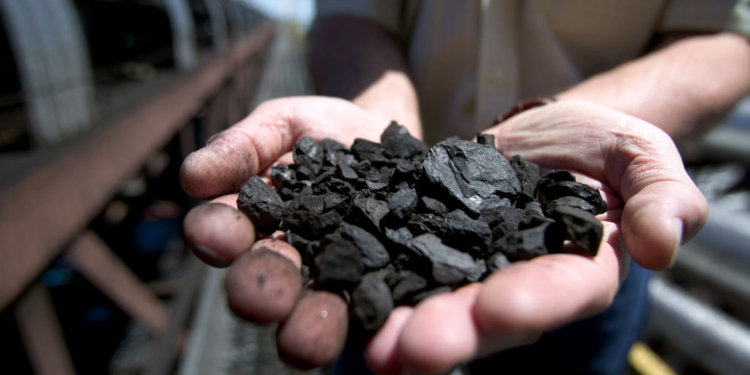 Senate Moves to Restore Coal Leasing in Powder River Basin, Setting Up Trump Signature