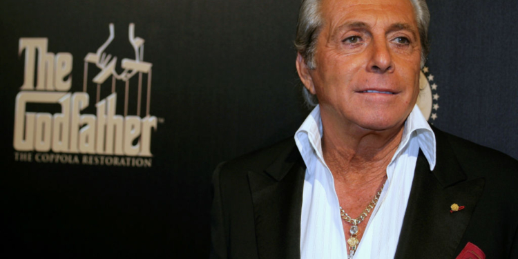 Mob Confidant Shares a Lifetime of Underworld Secrets