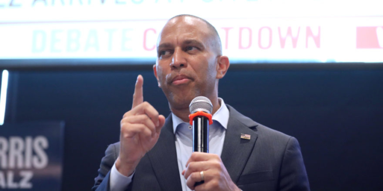 Hakeem Jeffries, Progressive Dems Rage Against Deal To End Shutdown