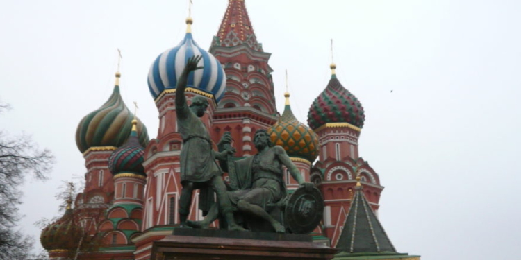 ‘Kremlin’s Puppet’ Inks Global Climate Credit Line Deal Hours After Trump Admin Blasts It