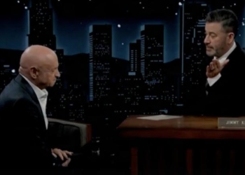 Mark Kelly, Jimmy Kimmel Commiserate Over War Department’s Investigation Into Seditious Six