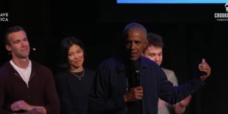 Obama Suggests Democrats Should Roll Out Red Carpet For Socialists If They Want To Win
