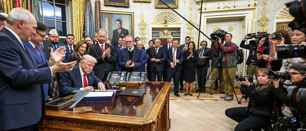 Obamacare Deadlock Drags On, But One Healthcare Fix Could Slash Medical Costs Nationwide