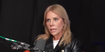 Popular Comedian Sticks Up For Cheryl Hines After Vicious Treatment On ‘The View’