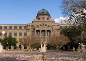 Texas University Professors Now Have To Get Permission Before Covering Race Or Gender