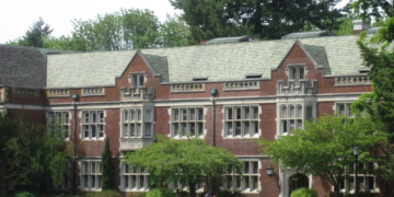 Vast Majority Of Americans Say 4-Year College Just Not Worth It, Poll Shows