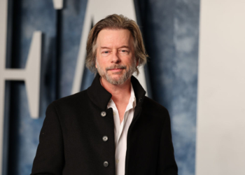 David Spade Blasts ‘Christmas-Free’ Tree Lightings: Says Christians Are Getting ‘Hammered’