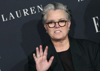Rosie O’Donnell’s Struggle With Trump Obsession Follows Her Across the Atlantic