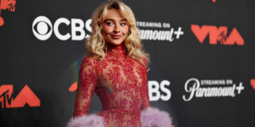 Sabrina Carpenter Slams White House After Song Is Used in ICE Arrest Video