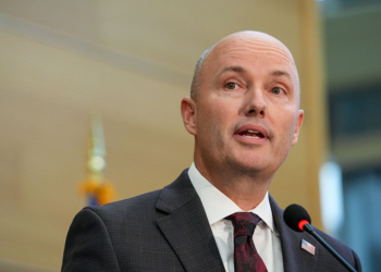 Shapiro, Cox Talk of Ending Political Violence: ‘Lay Down Your Swords’