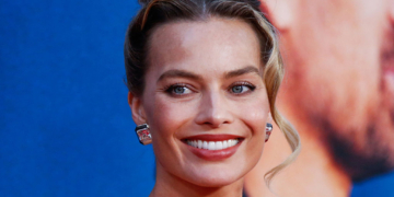 Margot Robbie Draws a Line as Motherhood Reshapes Her Hollywood Boundaries